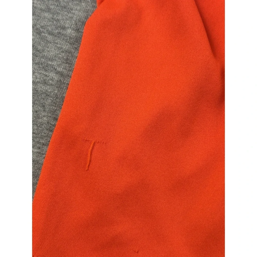 Boys Orange Under Armour HeatGear Pullover Long Sleeve Shirt Youth Medium YMD